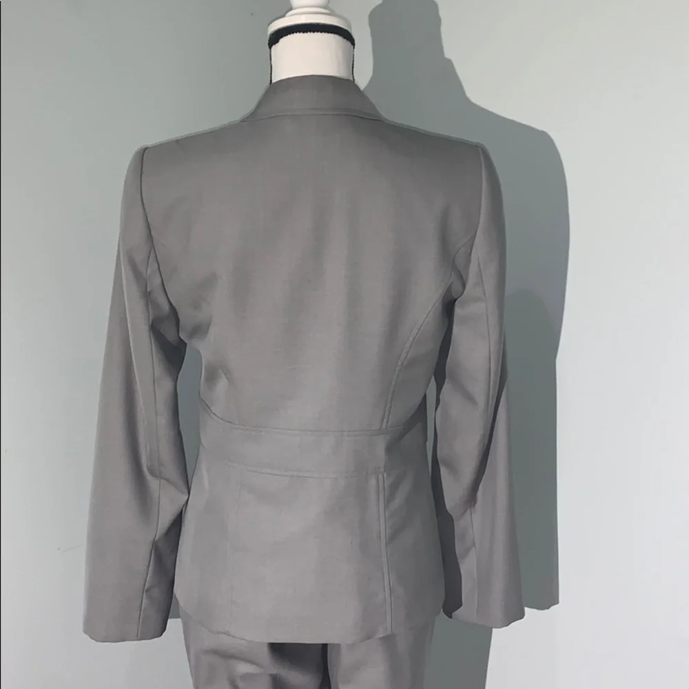 CALVIN KLEIN GRAY 2PC JACKET AND PANTS SUIT SET